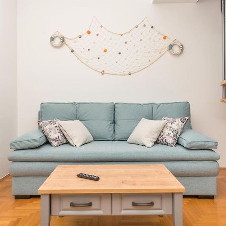 Deluxe 3 Bedroom Apartment With Sea View Baška Voda エクステリア 写真