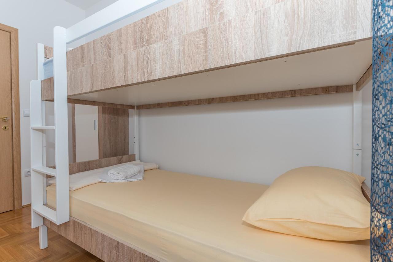 Deluxe 3 Bedroom Apartment With Sea View Baška Voda エクステリア 写真